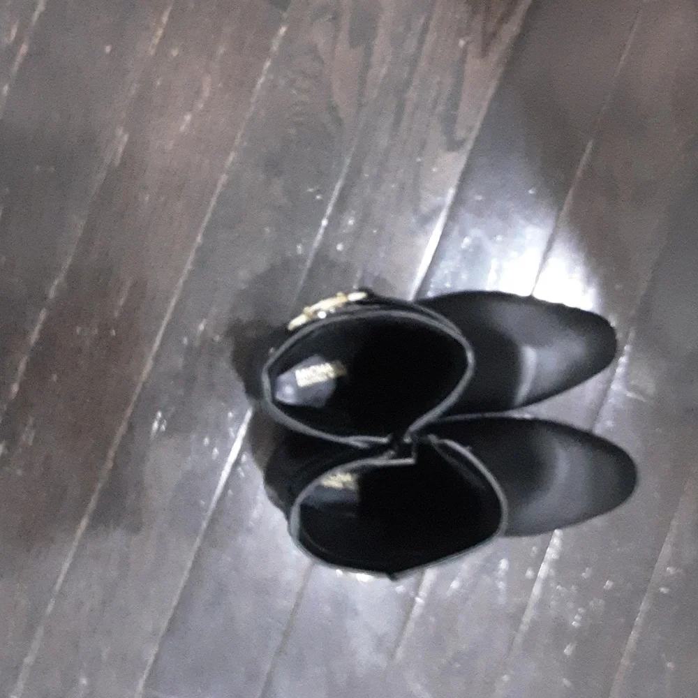 Michael Kors Ankle Boots - Picture 3 of 4